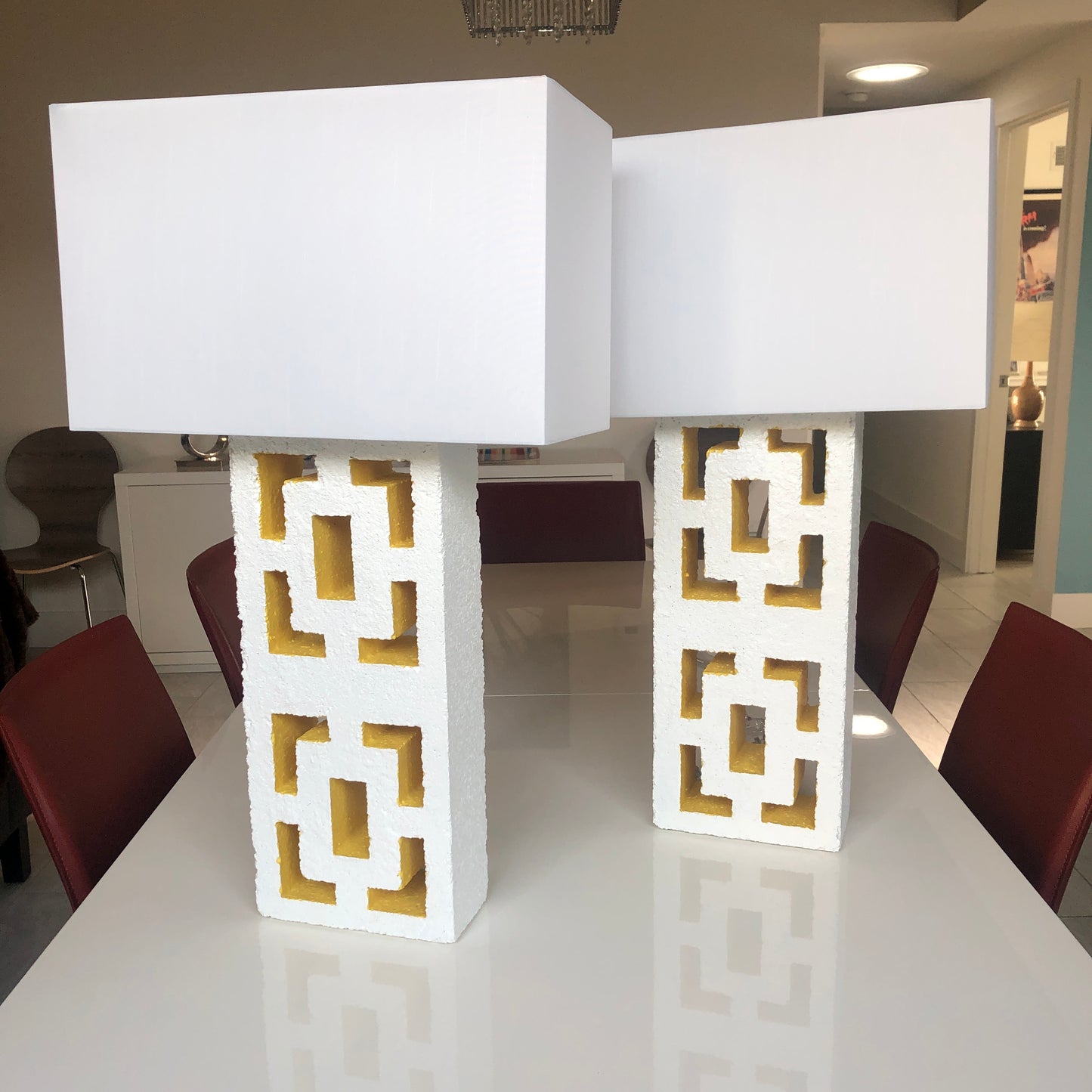 Breeze-Block Table Lamp